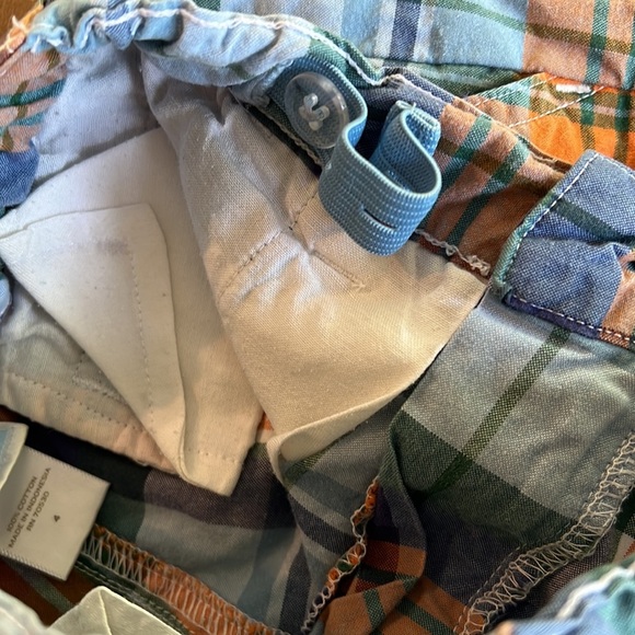 4/$20 Janie and jack plaid shorts - play - Picture 4 of 5